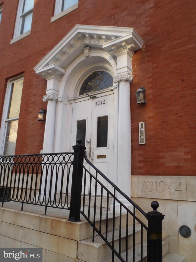 1912 Madison Ave unit 101, Baltimore, MD 21217 - photo 2