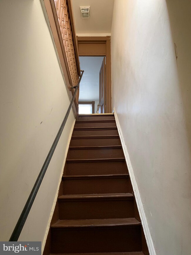 1607 Abbotston St, Baltimore, MD 21218 - photo 6