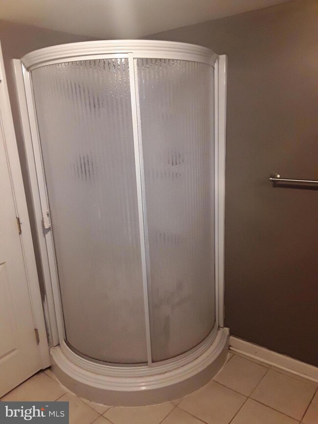 5602 Wesley Ave, Gwynn Oak, MD 21207 - photo 3