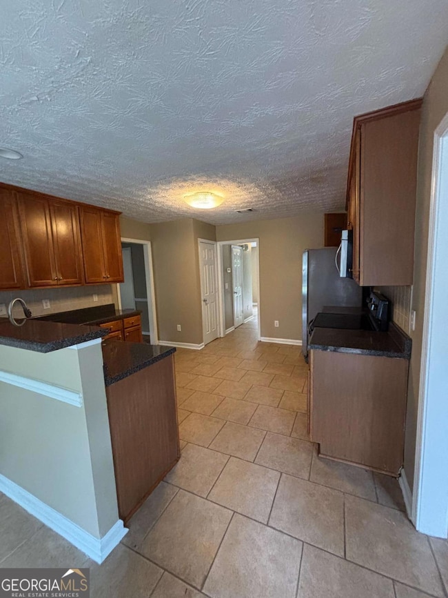 2999 Battlement Cir, Loganville, GA 30052 - photo 3