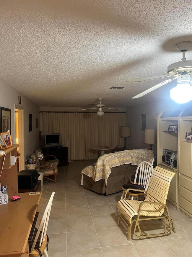 1030 Pheasant Run Dr unit B, Fort Pierce, FL 34982 - photo 3