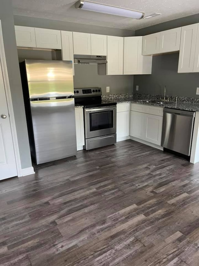 130 S Main St unit 2, South Carthage, TN 37030 - photo 2