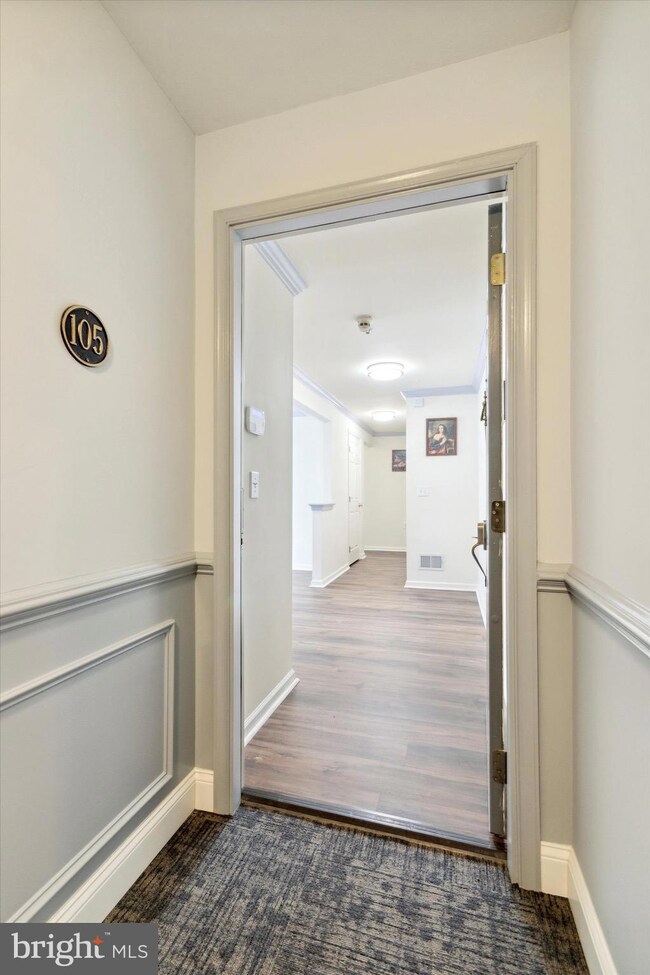 105 Paoli Pointe Dr unit 105, Paoli, PA 19301 - photo 3