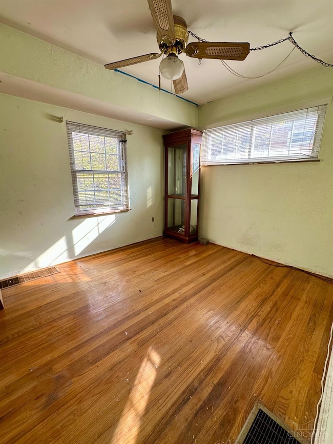 1122 Alcliff Ln, Cincinnati, OH 45238 - photo 7