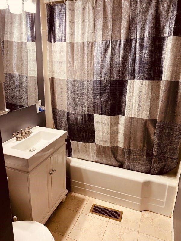 641 W Front St, New Carlisle, IN 46552 - photo 7