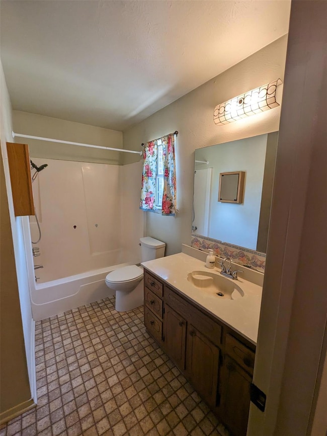 903 N Washburn St, Decatur, TX 76234 - photo 7