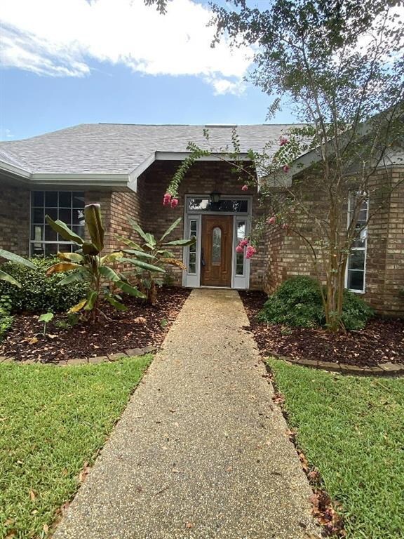 Front entry Walking up to front entry