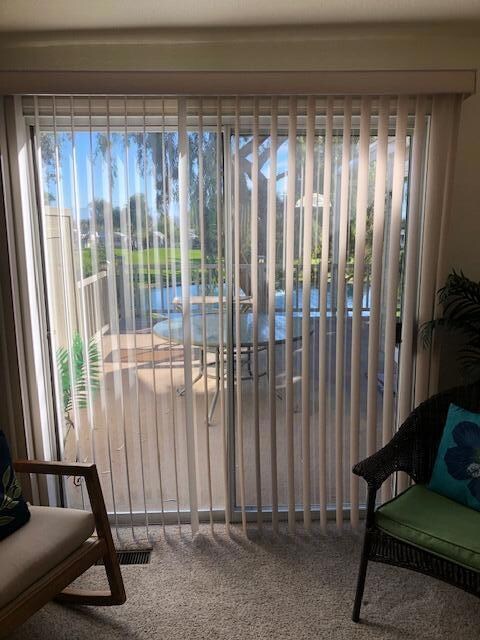 Family Rm Patio Closed Curtains Close-up