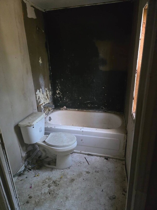 359 Dallas Spencer Mountain Rd unit 25, Gastonia, NC 28056 - photo 4