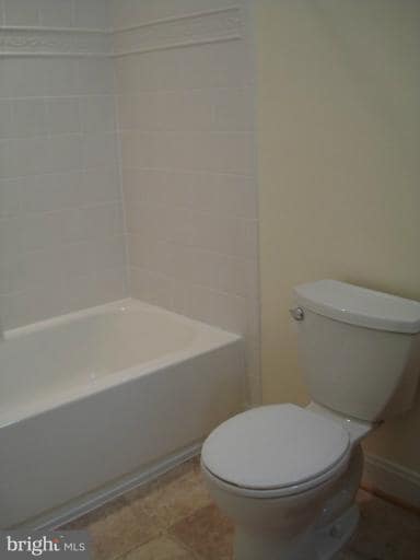 19847 Beatriz Ave, Poolesville, MD 20837 - photo 4