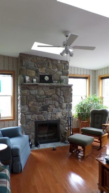 FIELDSTONE FIREPLACE