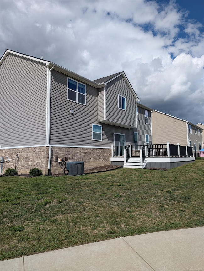 24778 Kabarda Dr, Macomb, MI 48042 - photo 4