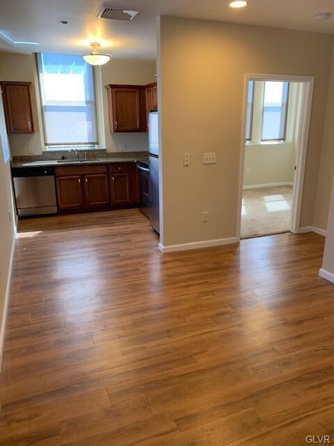 2 W Broad St unit 2, Bethlehem, PA 18018 - photo 5