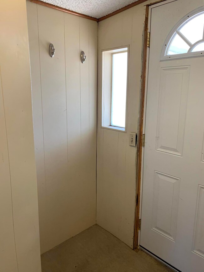 1613 Miami Dr, Johnson City, TN 37601 - photo 5