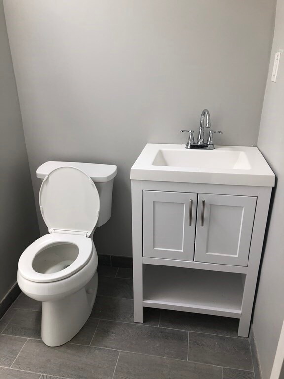 706 E 4th St unit 2, Boston, MA 02127 - photo 4