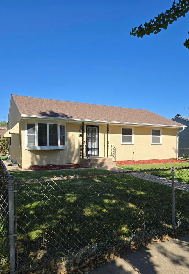 1863 Mechanic Ave, Saint Paul, MN 55119 - photo 2