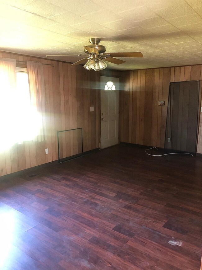 9202 N 375 W, Michigan City, IN 46360 - photo 4