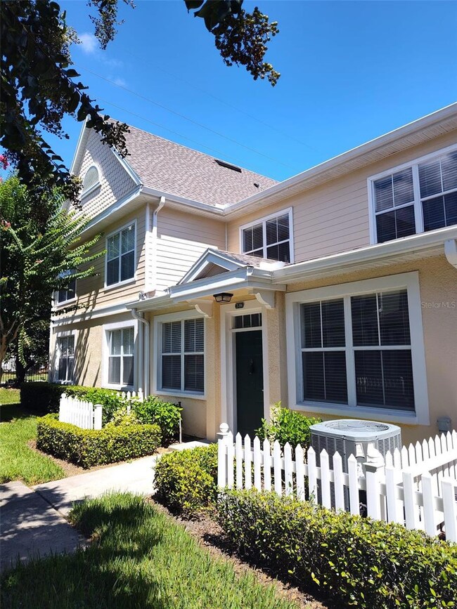 4004 Venetian Bay Dr unit 104, Kissimmee, FL 34741 - photo 2