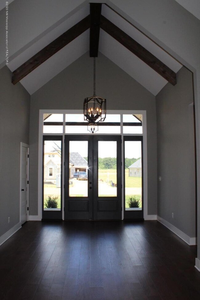 LOT 5WP FOYER