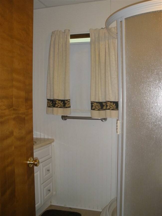 2211 E Sr 64, Princeton, IN 47670 - photo 5