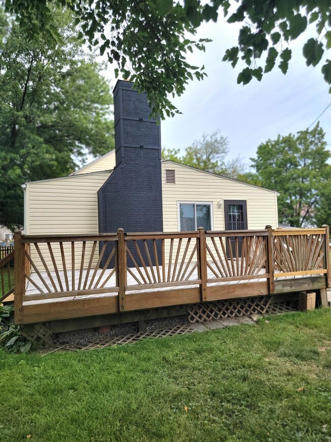 2429 Chambers Ave, Columbus, OH 43223 - photo 5