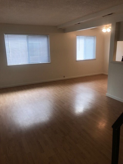 673 Pine Meadows Dr unit 3, Sparks, NV 89431 - photo 2