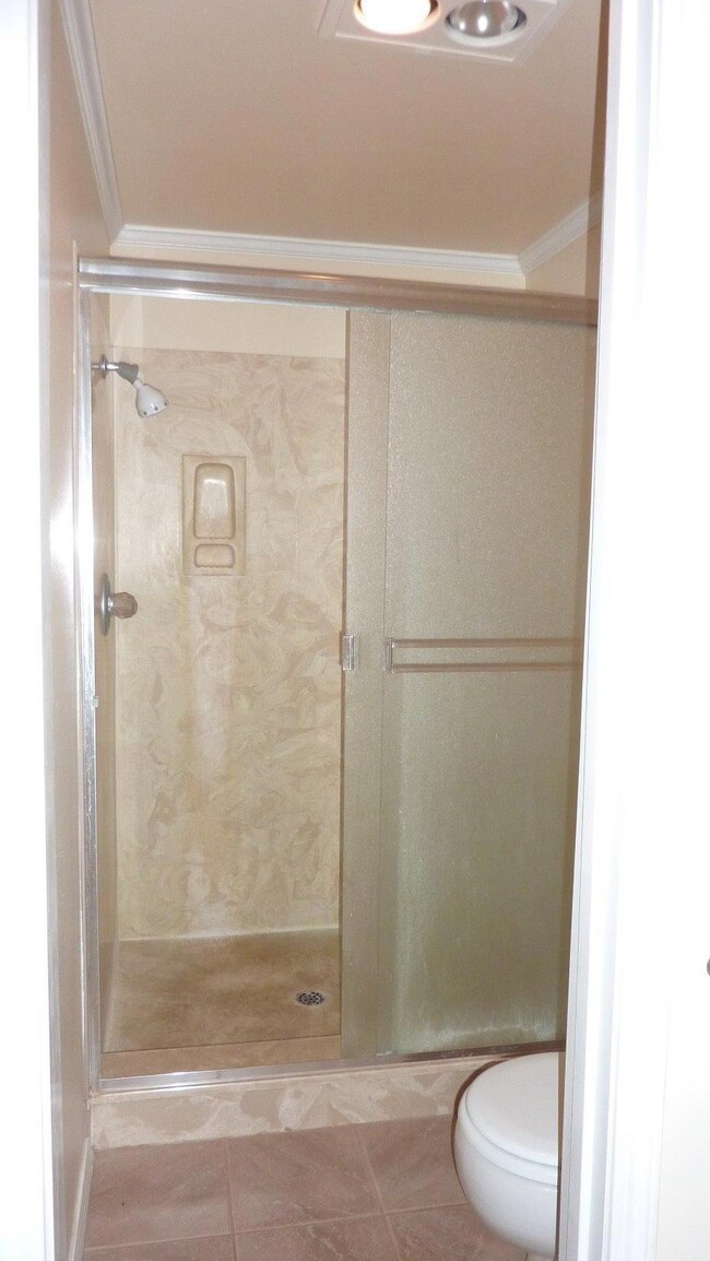 2839 Crystal Dr, Medford, OR 97504 - photo 7