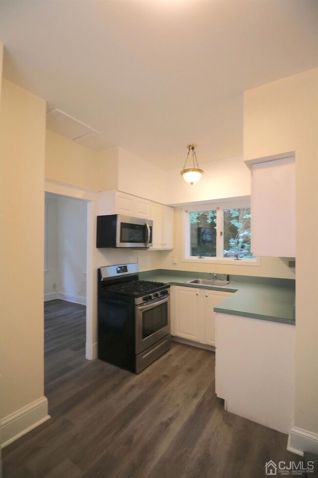 14 Prince St, Metuchen, NJ 08840 - photo 6