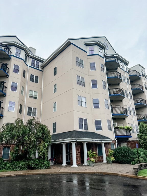 Atlantic at Marina Bay unit 2213, Quincy, MA 02171 - photo 3