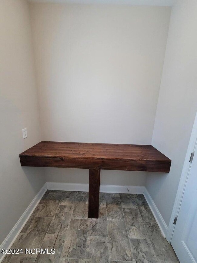 702 Foggy Crossing Ct, Aberdeen, NC 28315 - photo 6