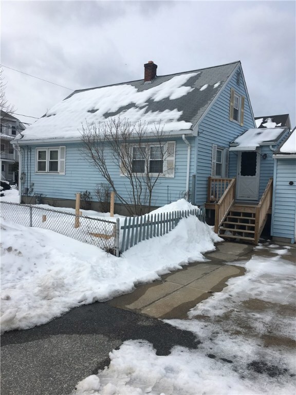 224 Knight St, Woonsocket, RI 02895 - photo 3