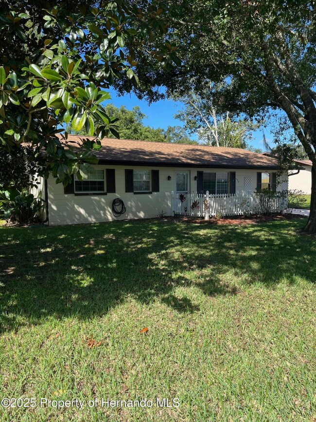 6447 Ashmont Ave, Brooksville, FL 34602 - photo 5
