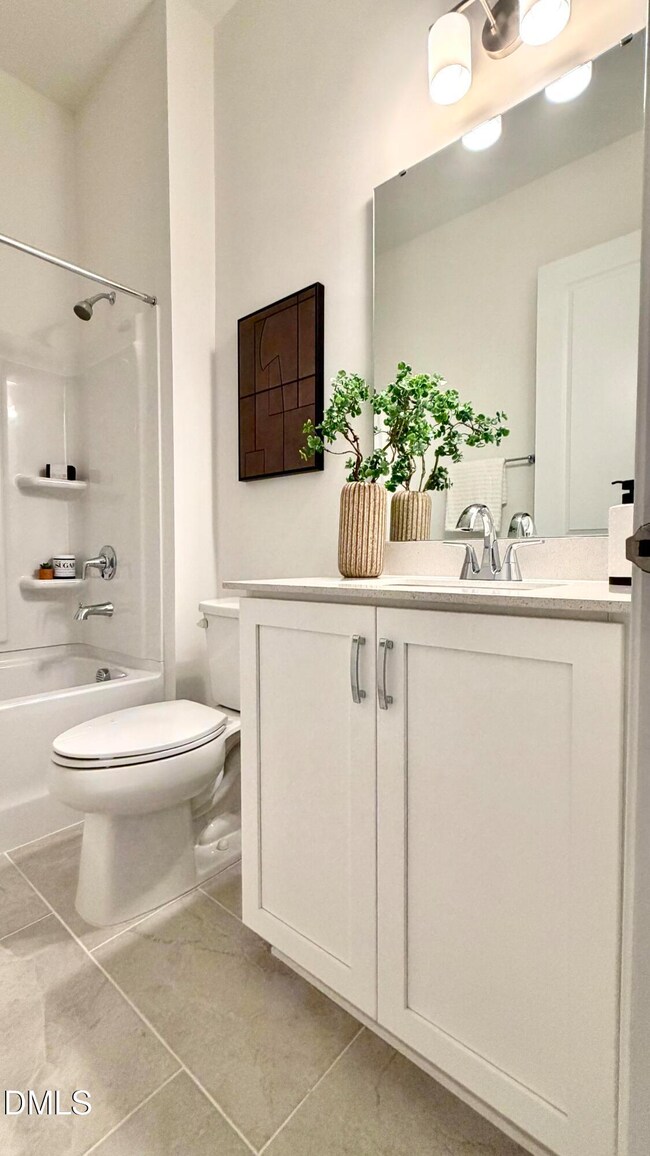 2404 Fleming Stone Ln unit 51, Raleigh, NC 27610 - photo 3