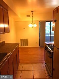 2301 Freetown Ct unit 22C, Reston, VA 20191 - photo 3