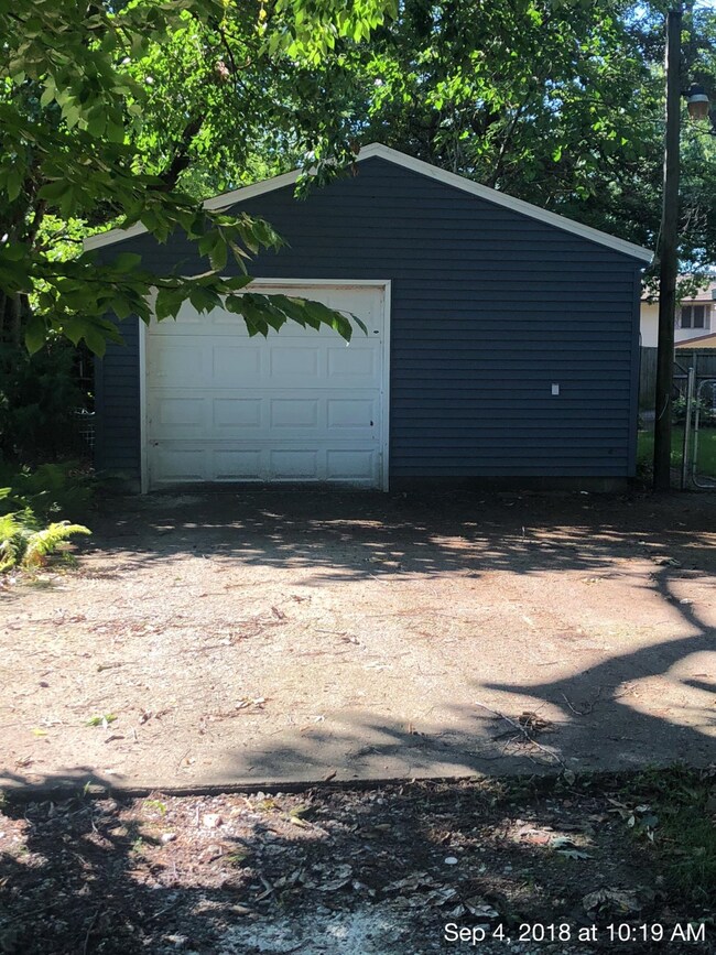 11106 Pottawotomie Trail, Walkerton, IN 46574 - photo 4