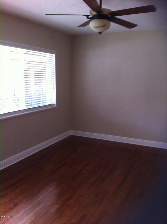 7 Oak St unit 110, Cocoa, FL 32922 - photo 4