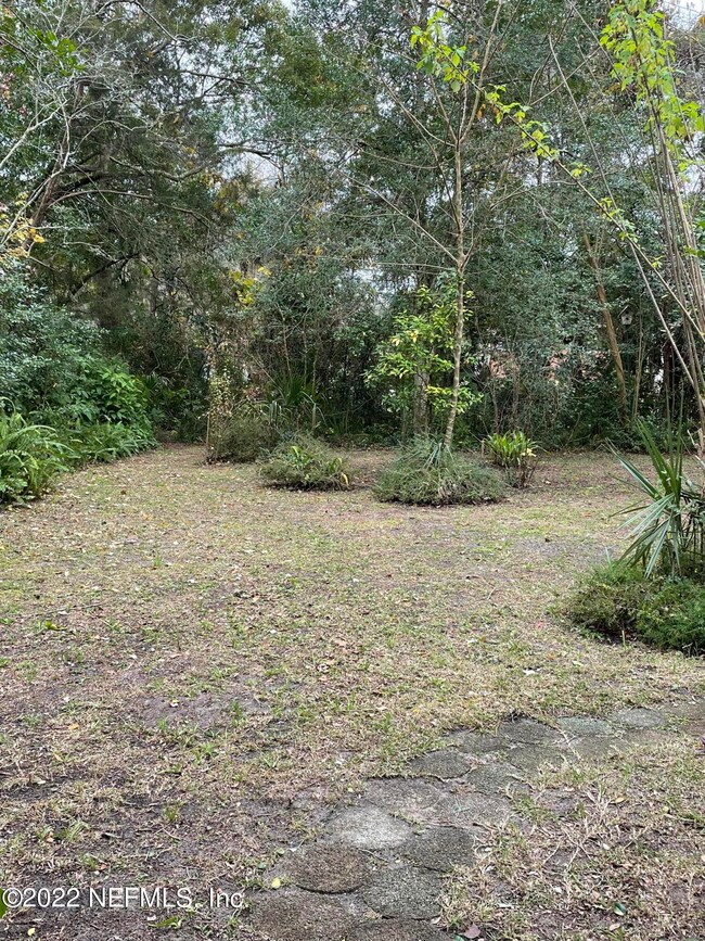 4348 Dazet Ct, Jacksonville, FL 32210 - photo 4