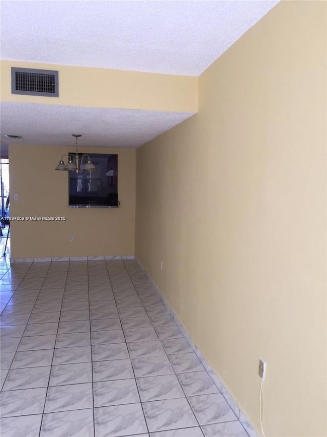 1054 W 44th Terrace unit 50, Hialeah, FL 33012 - photo 6