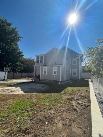 20 Thomas St, Chicopee, MA 01013 - photo 7