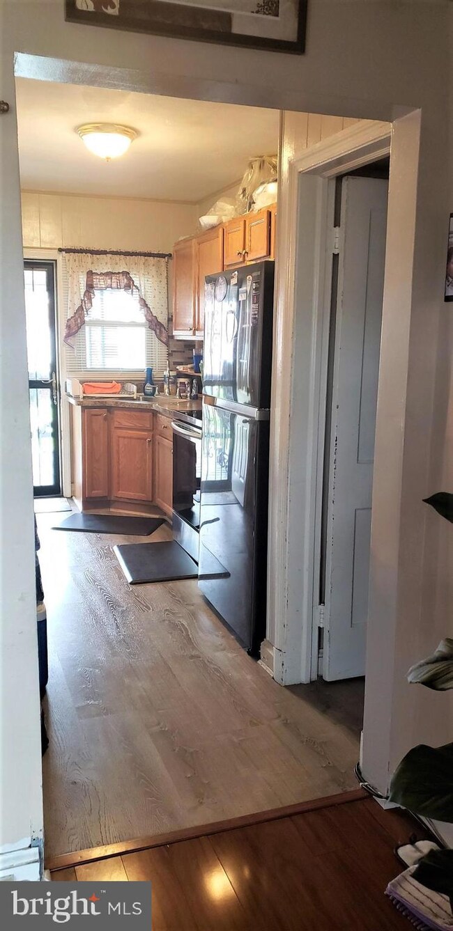 3443 Mayfield Ave, Baltimore, MD 21213 - photo 6