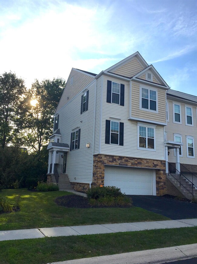 Exterior 4