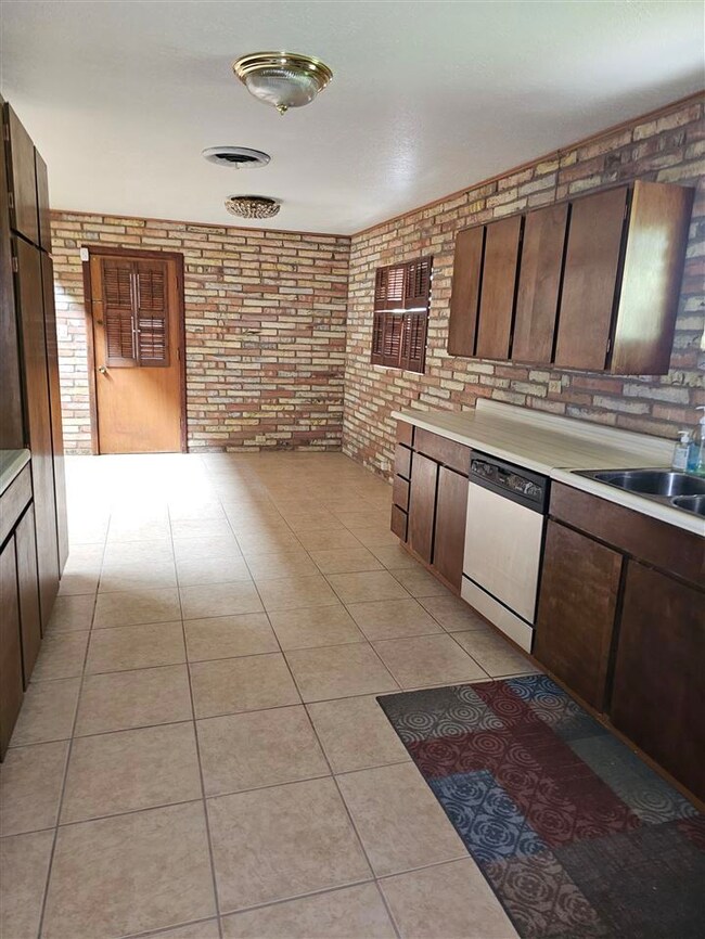 2455 W 3rd St, Yuma, AZ 85364 - photo 7