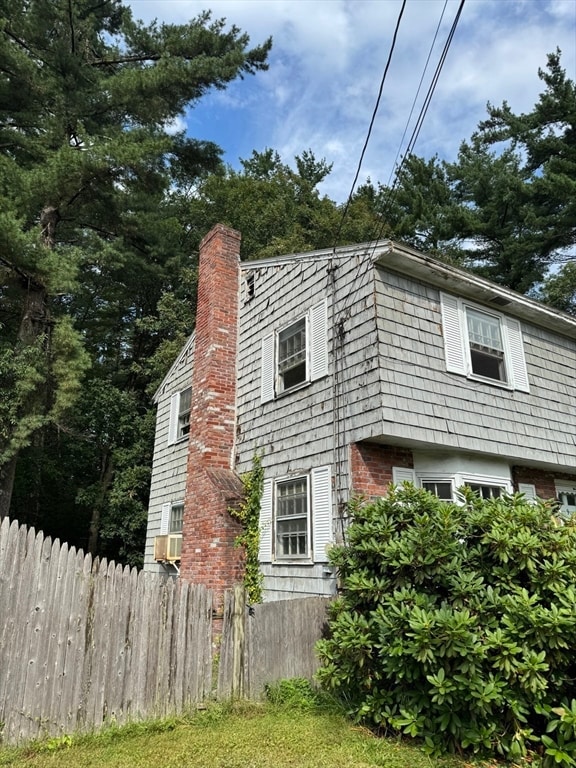 9 Edgewood Ave, MerriMacK, NH 03054 - photo 3