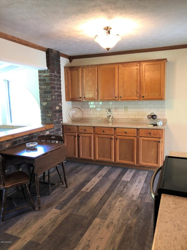 10791 N 45th St, Augusta, MI 49012 - photo 7