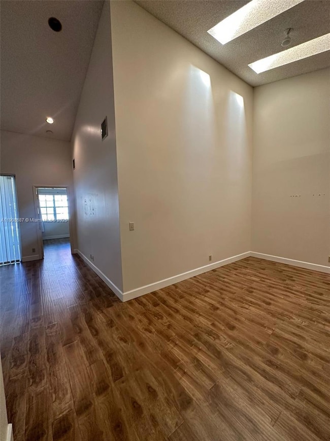 8265 NW 70th St, Tamarac, FL 33321 - photo 4