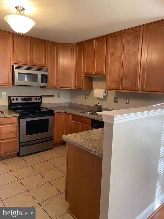 501 Prospect Blvd unit 7A, Frederick, MD 21701 - photo 3