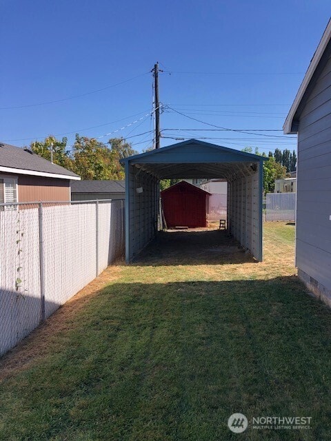 808 S Adams Ave, Warden, WA 98857 - photo 3