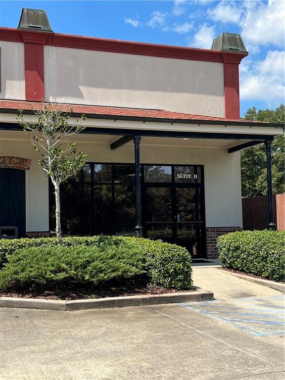 Exterior Entry