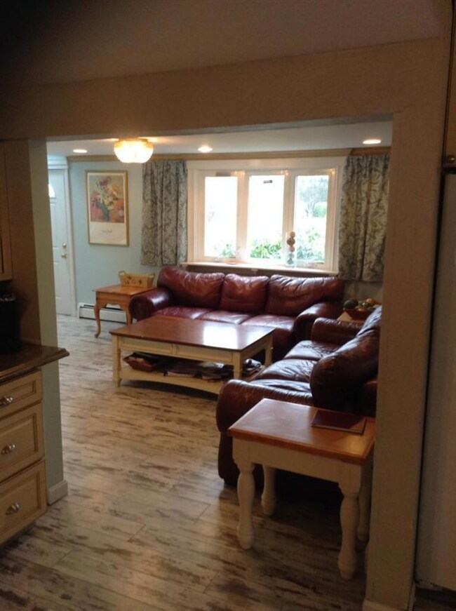 8 Teixeira Ln, East Falmouth, MA 02536 - photo 6