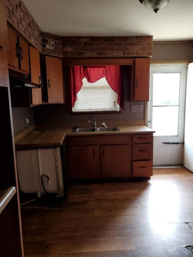 KITCHEN 2